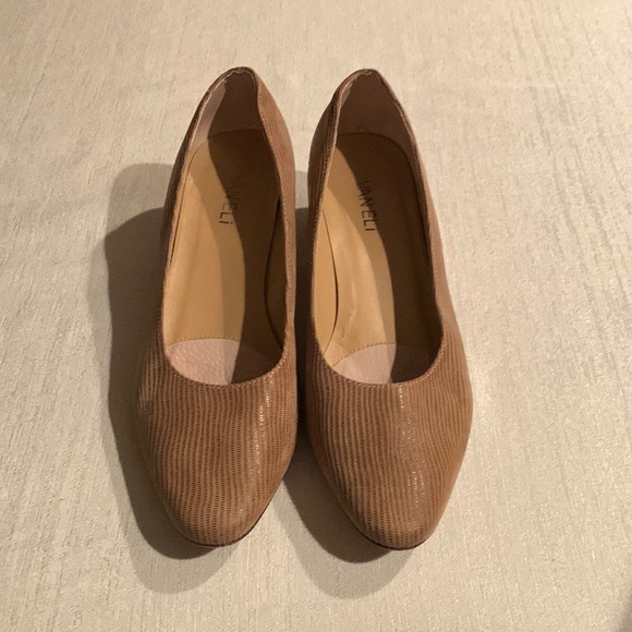 Vaneli Taupe Astyr Dress Pump - Picture 1 of 8